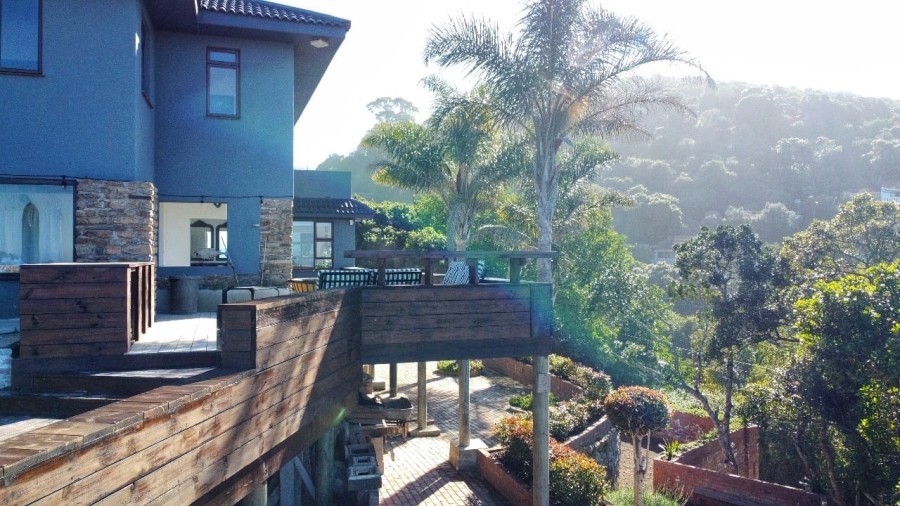 7 Bedroom Property for Sale in Wilderness Central Western Cape